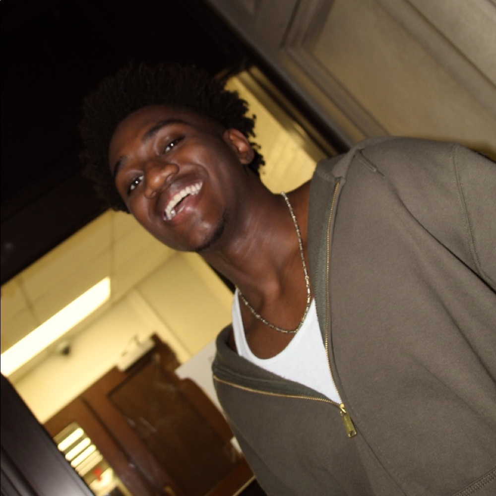 Meet your Posher, Kobe